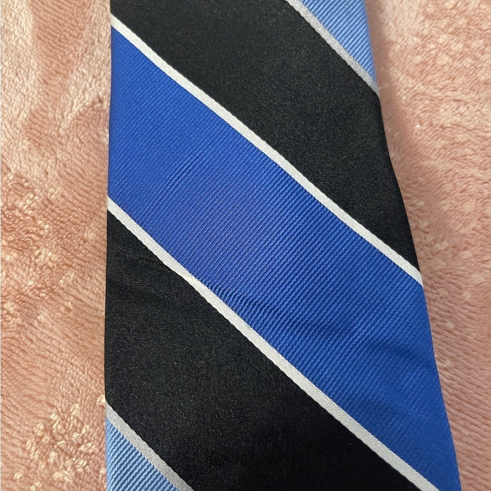 Express Men's Tie with Black and Blue Stripes - Picture 2 of 8